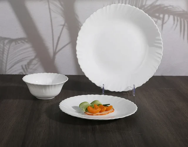 Wholesale Shell Design Opal Glassware Dinner Set suppliers
